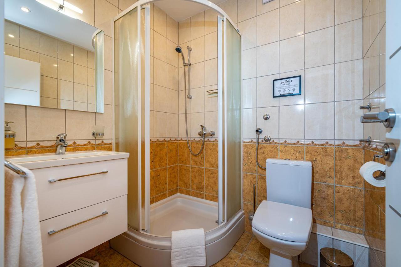 La More Apartments Borovici Экстерьер фото