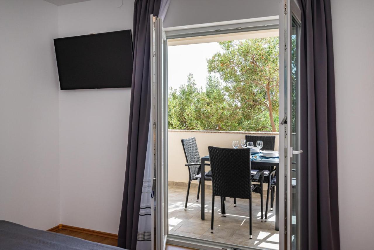 La More Apartments Borovici Экстерьер фото