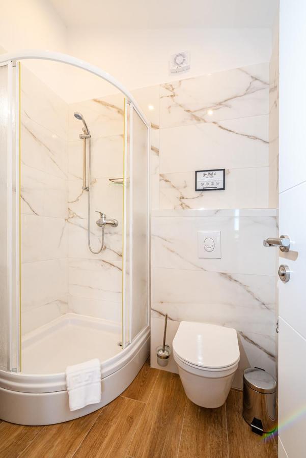 La More Apartments Borovici Экстерьер фото